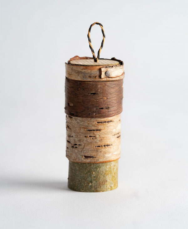 Bark pot with lid